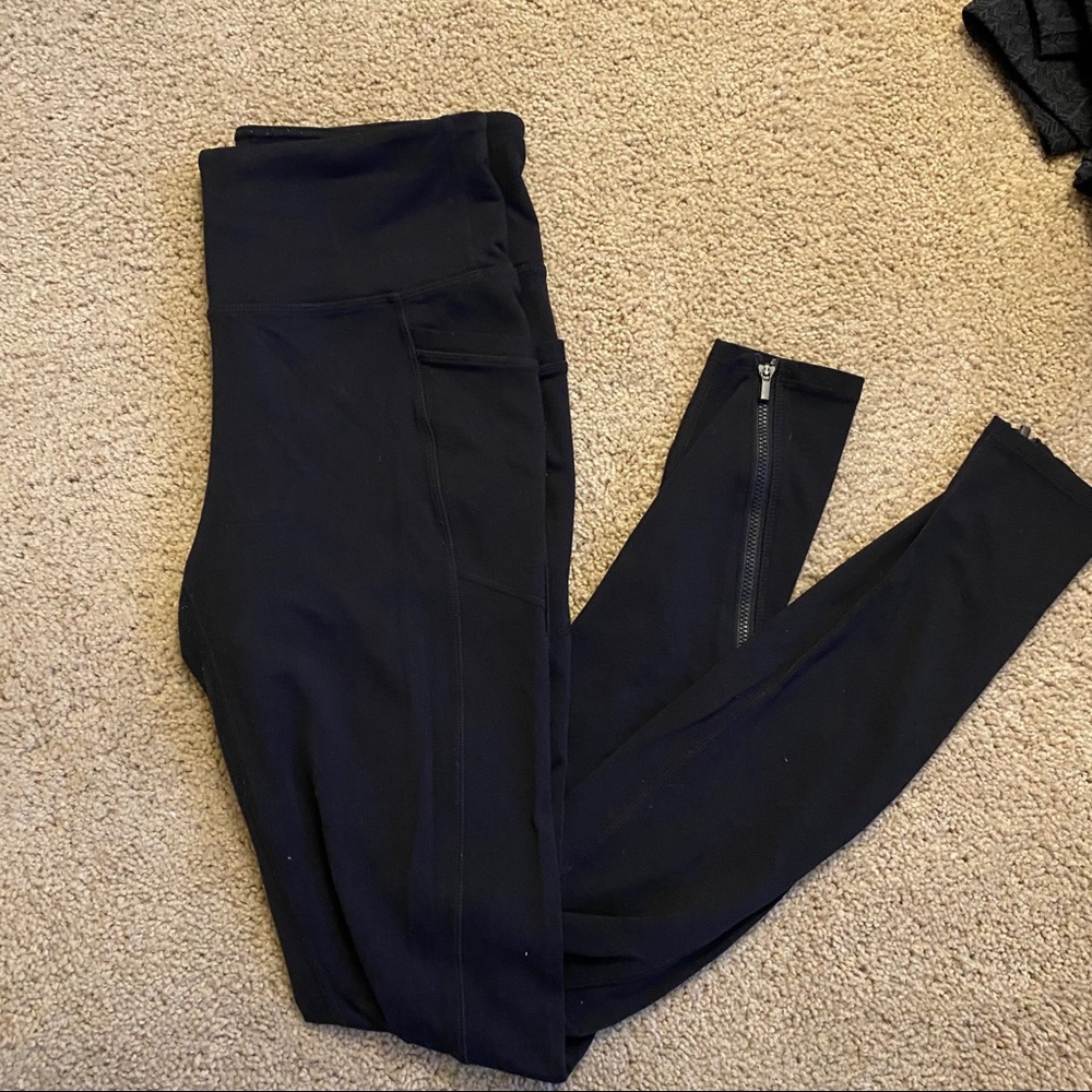 Athleta TALL Leggings w/ Pockets + Zipper